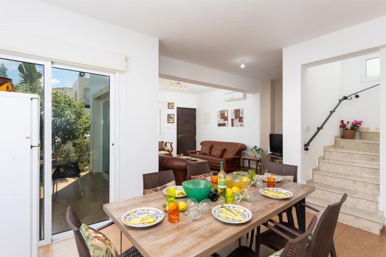 Villa Kalliopi Paralimni Buitenkant foto