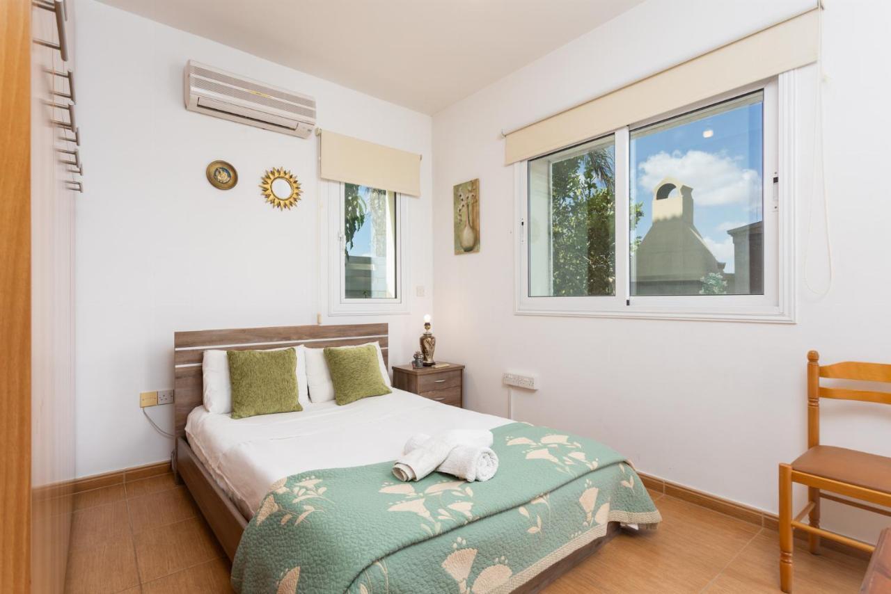 Villa Kalliopi Paralimni Buitenkant foto