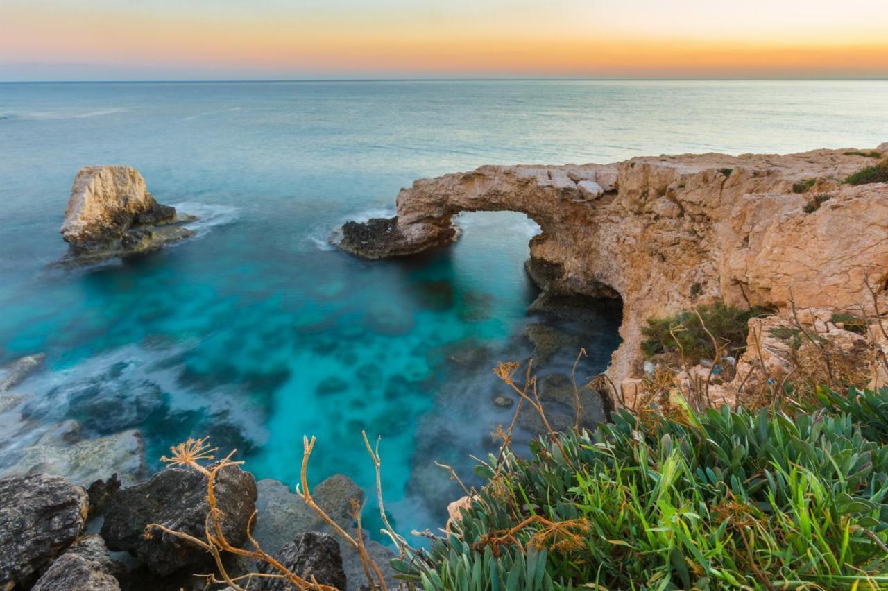 Villa Kalliopi Paralimni Buitenkant foto